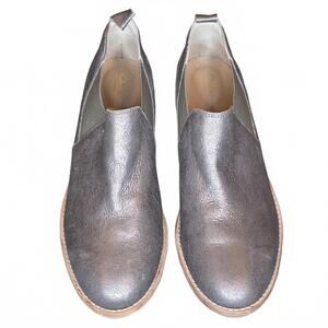 Clarks Edenvale Page Bootie in Pewter Metallic Women's Size 11 NWT